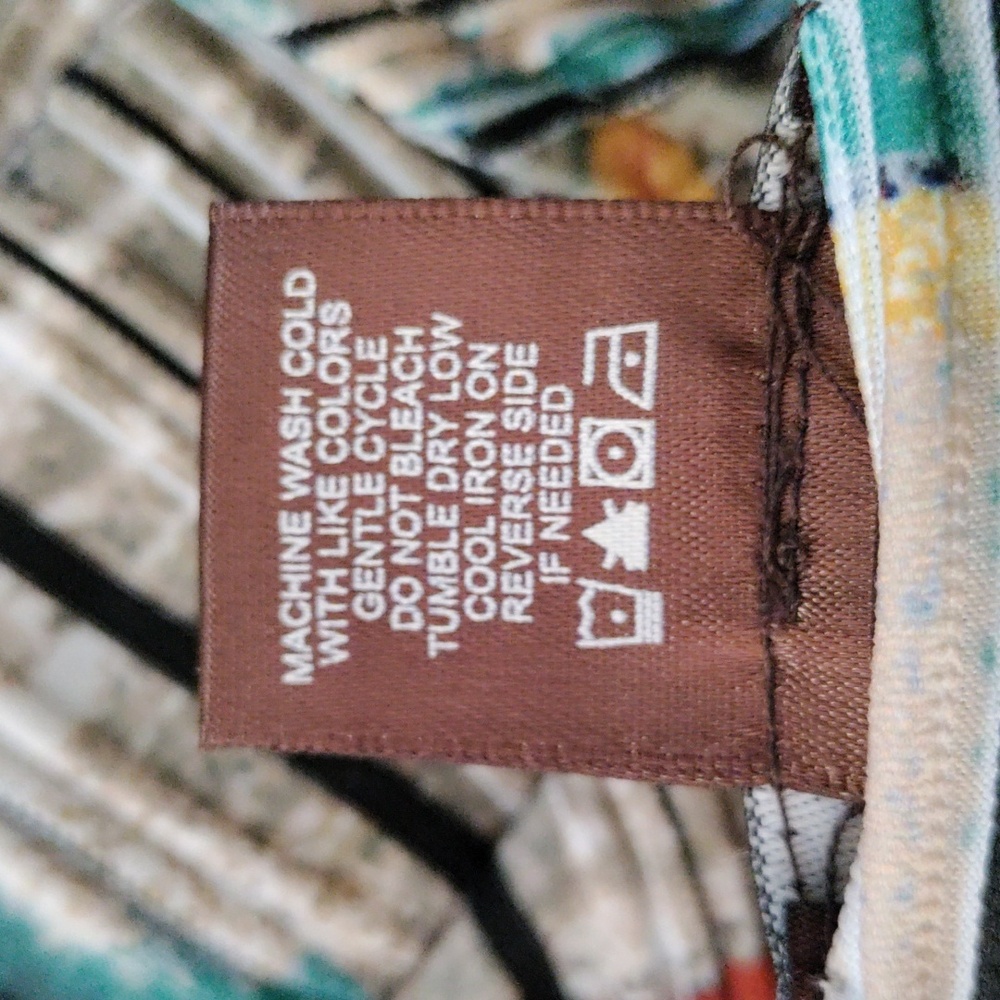 02114 Multiples multi-color pleated patchwork lon… - image 12